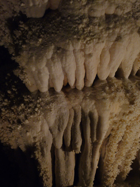 0201_Toirano_stalactite